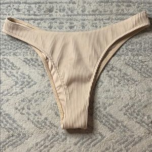 Cheeky bikini bottoms